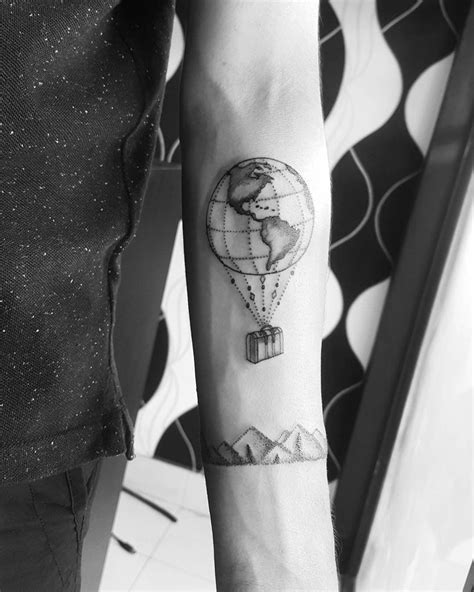 20 Globe Tattoos For Nomads With A Passion For Travel Tattoos For