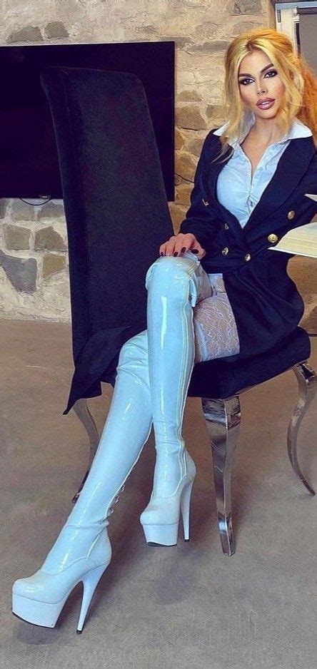 Pin By Frank Rudolf Westphal On Women In Thigh High Boots Thigh High Boots Women High Boots