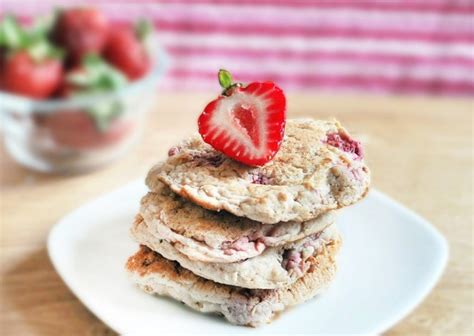 Slice strawberries into small pieces, toss in a large bowl with sugar to coat. Strawberry Shortcake Pancakes - Light & Fluffy