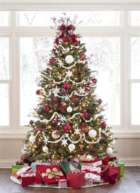 We love beautiful christmas trees whatever shape and size because they represent the happiest time of the year! Secrets to Decorating a Beautiful Christmas Tree - Cache ...