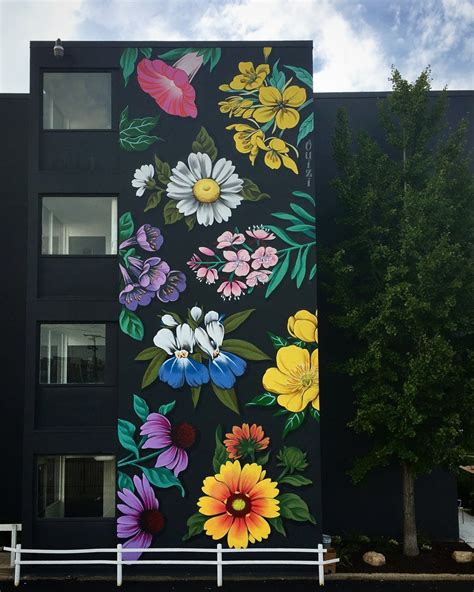 Confira Os Belíssimos Murais Florais Enormes Desta Artista De Los