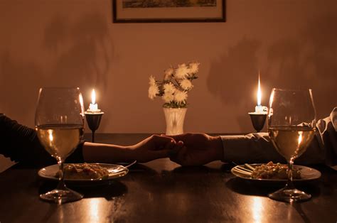 Looking for a romantic candlelight dinner in kl for you and your so to celebrate your anniversary with any budget? Romantic Candle Light Dinner - boldpleasures