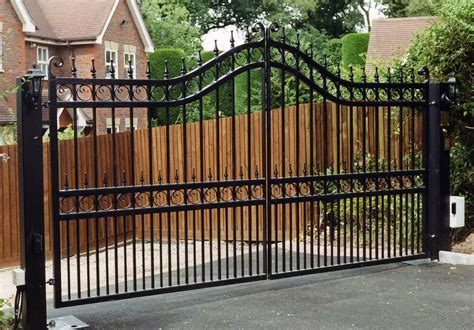You can use it with our posts for a… Iron Gates, Bespoke Iron Gates in the Midlands | Iron Design