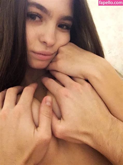 Erochka Erochka Russian Petite Nude Leaked Onlyfans Photo
