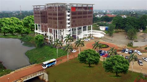 Selain itu juga ada kolam seluncuran naga yang merupakan ikon dari pemandian air panas sangkanurip. Biaya Kuliah UPJ 2019/2020 (Universitas Pembangunan Jaya) | Kuliah Sabtu Minggu