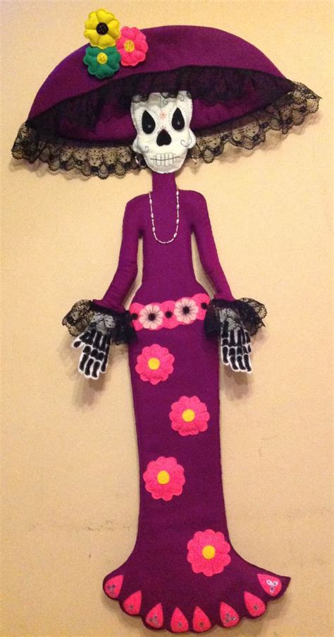 Espero te sea de gran. Mexican Catrina in felt/ Catrina mexicana en fieltro ...