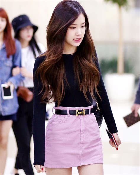 Blackpink Rosé Style Rosé Outfit Kpop Outfits Blackpink Fashion