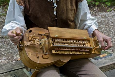 Самые необычные и странные музыкальные инструменты 30 фото ⚡ Фаникру