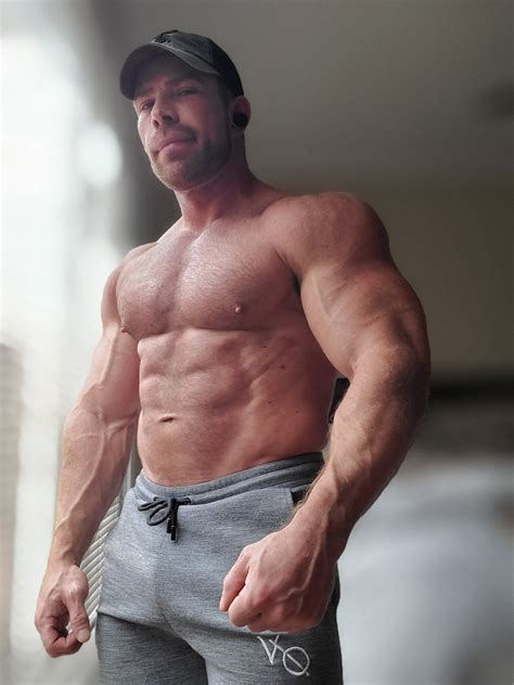 Liam Knox On Twitter Hairy Muscle Men Muscle Men Workout Days