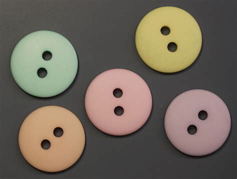 Hw140 Pastel Round Buttons The Button Company