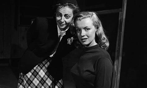 Marilyn Monroe Had Lesbian Affair With Drama Teacher Natasha Lytess Daily Mail Online
