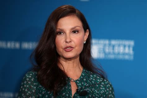 Ashley Judd 51 Blasts ‘misogynistic Savages Who Mocked Her ‘puffy