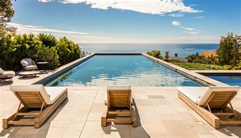 60m Beach House For Sale In Malibu With Infinity Pool Overlooking Ocean