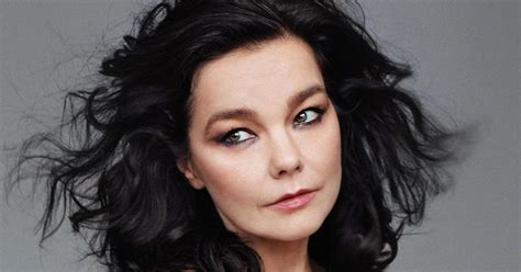 Björk Demonstra Apoio Ao Movimento “black Lives Matter”
