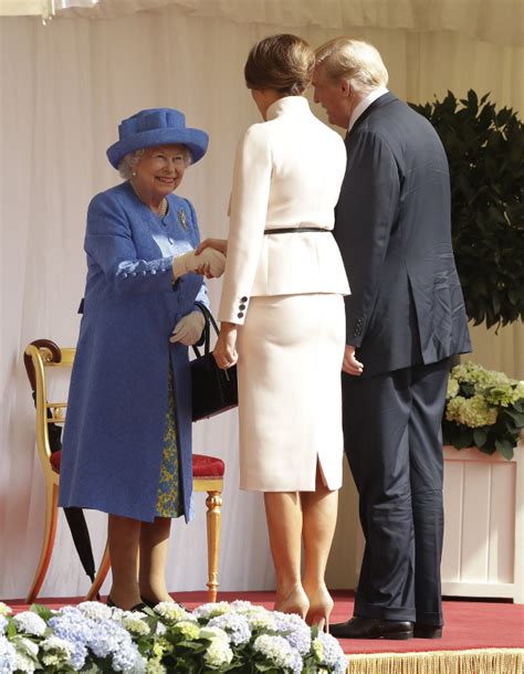 Dieser platz war ihrer vier jahre älteren schwester elizabeth vorbehalten. After Trump's tumult, time for tea with the queen - The ...