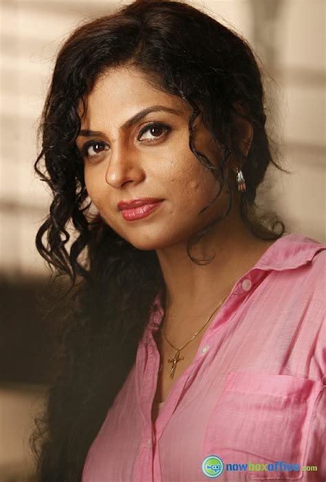 This is my answer to. 123mallus: ASHA SARATH malayalam serial actress hot and ...