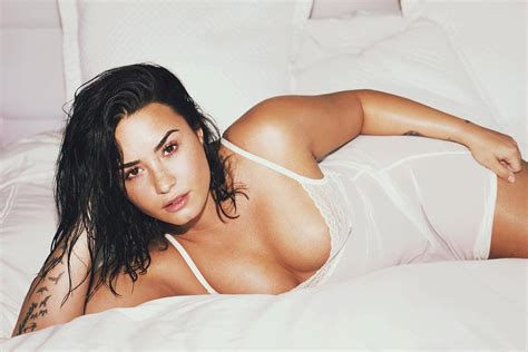 70 Hot Pictures Of Demi Lovato With Here Amazing Butt Are