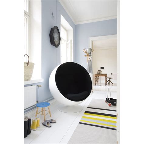 Save eero aarnio ball chair to get email alerts and updates on your ebay feed.+ Eero Aarnio Originals Ball chair, white-black | Finnish ...