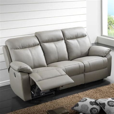 Plusieurs choix de revêtements et coloris en magasin. Canapé Relax électrique 3 places Cuir - VYCTOIRE - Achat ...