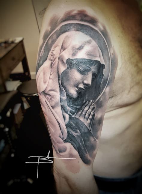 Brandonevansvirgin Mary Religious Christian Statue Marble Black And Grey Realism