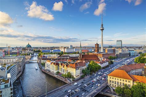 Federal republic of germany) is a federally organized representative democracy in central europe with a population of about 82.2 million. Berlin, Germany | Study Abroad | Academics | College of Law | DePaul University, Chicago