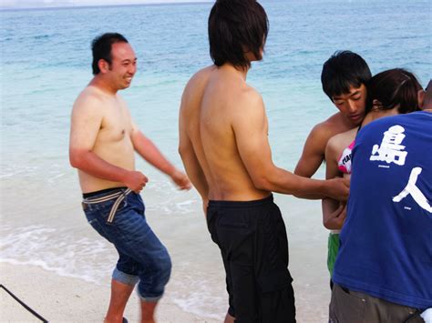 Hina Maeda Kyouko Maki And Yui Nanase All Out Beach Orgy Javhdcom