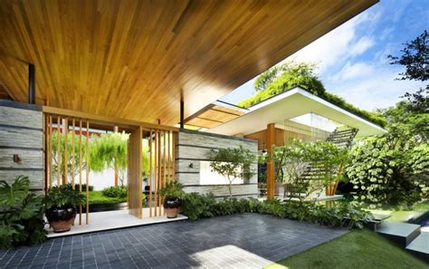 Outdoor House Plan With Interior Courtyard And Rooftop Garden