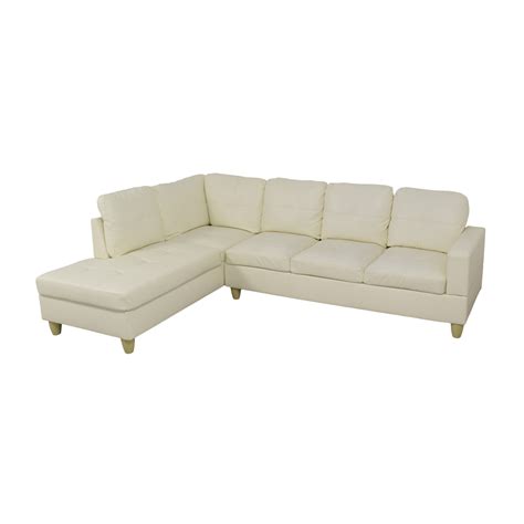 Beverly Furniture Russes Chaise Sectional Sofa With Storage Ottoman