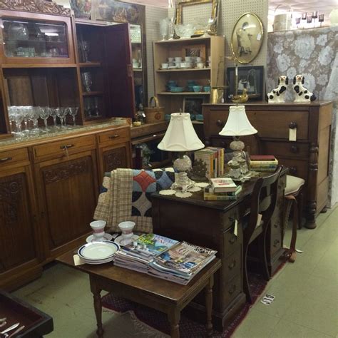 Big Shanty Antiques There Is A Variety Of Vintage And Mid Century