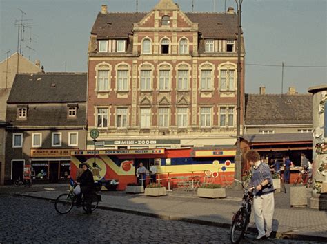 Vr bank bad orbgelnhausen eg: 25 Jahre Deutsche Einheit: In den Straßen von Wurzen 1990 ...