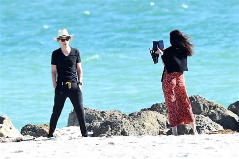 Mick Jagger And His 34 Year Old Girlfriend Celebrate 7 Years With Pda Filled Miami Vacation