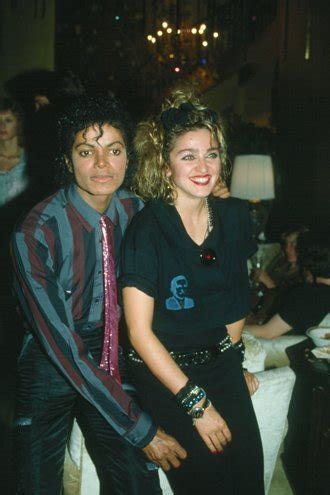 I saw him play at madison square. MICHAEL JACKSON AND LL COOL J - Michael Jackson Photo ...