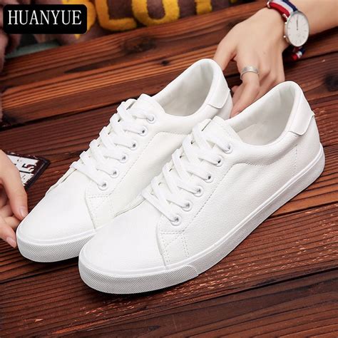 Spring New 2018 Fashion Solid White Pu Leather Shoes For Mens Flats