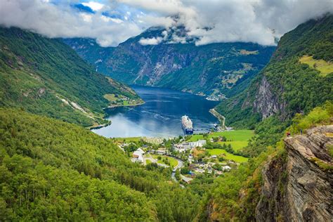 Descubre Los Fiordos Más Impresionantes De Noruega