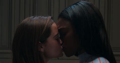 Cal And Jules Kisses In ‘first Kill Netflix Tudum