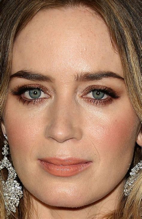 Close Up Of Emily Blunt At The 2015 Critics Choice Awards Celebrity