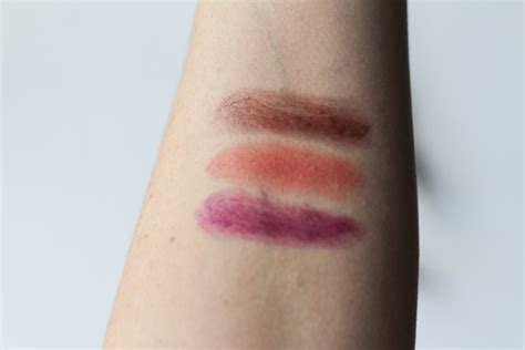 Axiology Beauty Natural Lipstick Review Hullosam