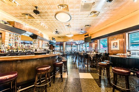 Gibsons Bar & Steakhouse Chicago | Members receive $40 worth of ...