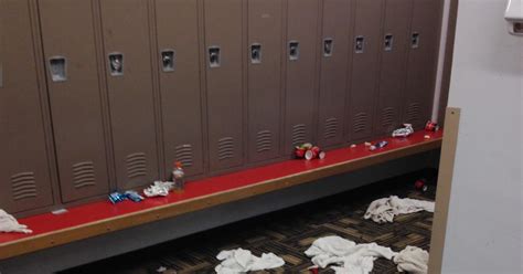 Visiting Team Trashes Idaho Locker Room The Spokesman Review