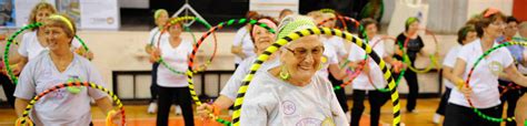 Juegos recreativos en grupo para adultos mayores. Centros de Actividades Integrales para Adultos Mayores (CAIAM)