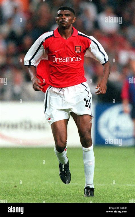 Nwankwo Kanu Arsenal Fc 05 August 2000 Stock Photo Alamy