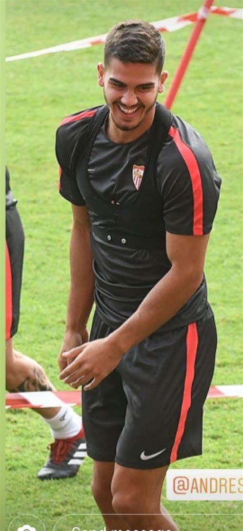 «estando no eintracht, que não é clube que luta pelos melhores marcadores, é um grande feito». Pin by Aninda khan on The Andre silva (With images ...