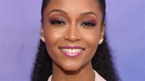 How Chicago Meds Yaya Dacosta Ended Up Going Home With A Prop