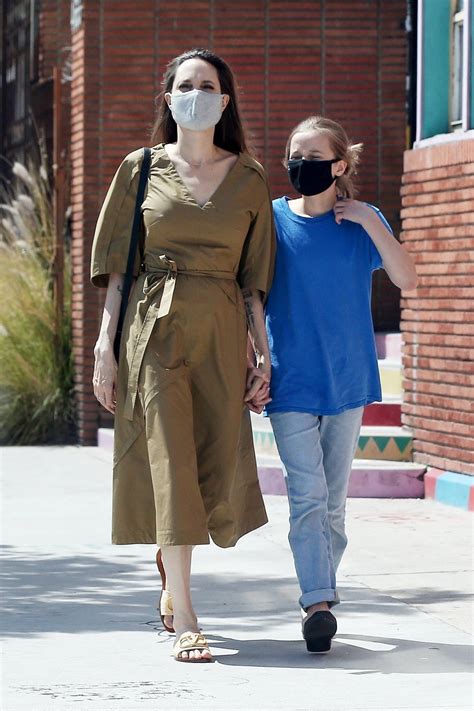 Angelina Jolie Shopping Candids With Her Daughter Vivienne In Los