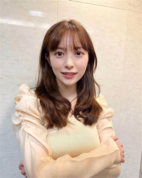 福井姫奈さんのインスタグラム写真 福井姫奈instagram「ジューシーハンバーグを食べた日👩🏻‍🍳🫶🏻 白米を我慢した私を褒めてください🫠 今日も1日お疲れ様です〜！ ロングヘア