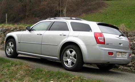 Chrysler 300c Photos And Specs Photo 300c Chrysler Prices And 22