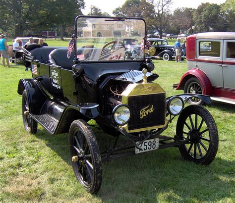 Antique car - Wikipedia