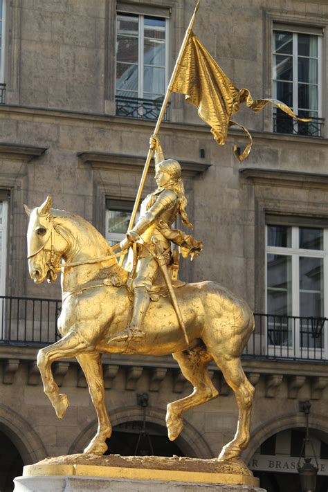 Statue Of Joan Of Arc Rue De Rivoli Paris Saint Joan Of Arc Joan