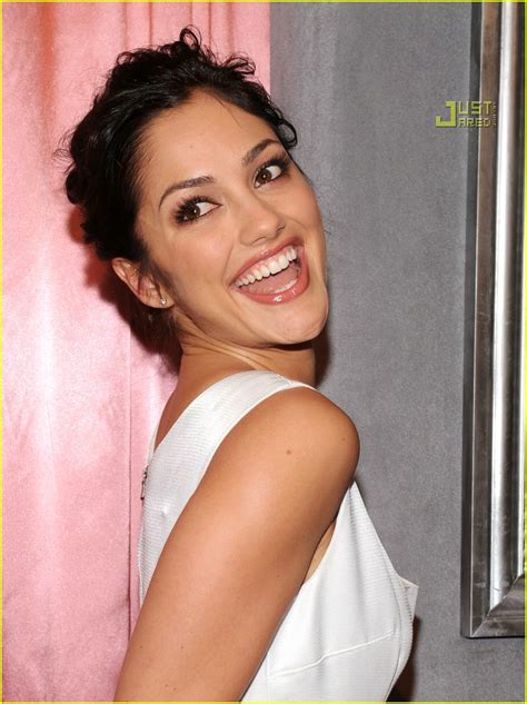 Minka Kelly Diamonds Are A Girls Best Friend Photo 846401 Pictures