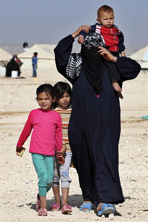 Syrian Iraqi Refugees Find Catholic Agencies Meet Wide Range Of Needs